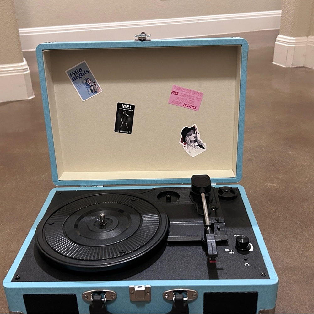 Vintage Style Blue Record Player